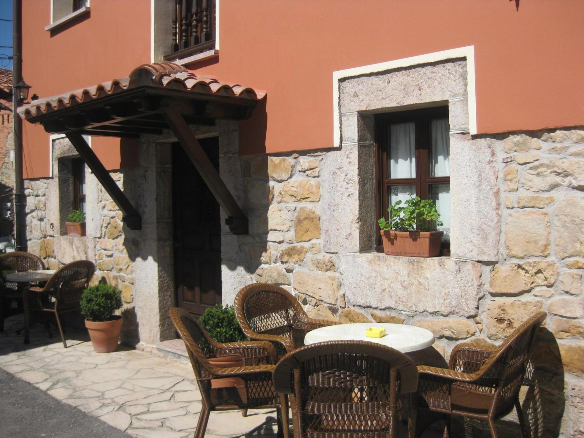 Hotel Rural Entremontes Cangas de Onis Exterior photo