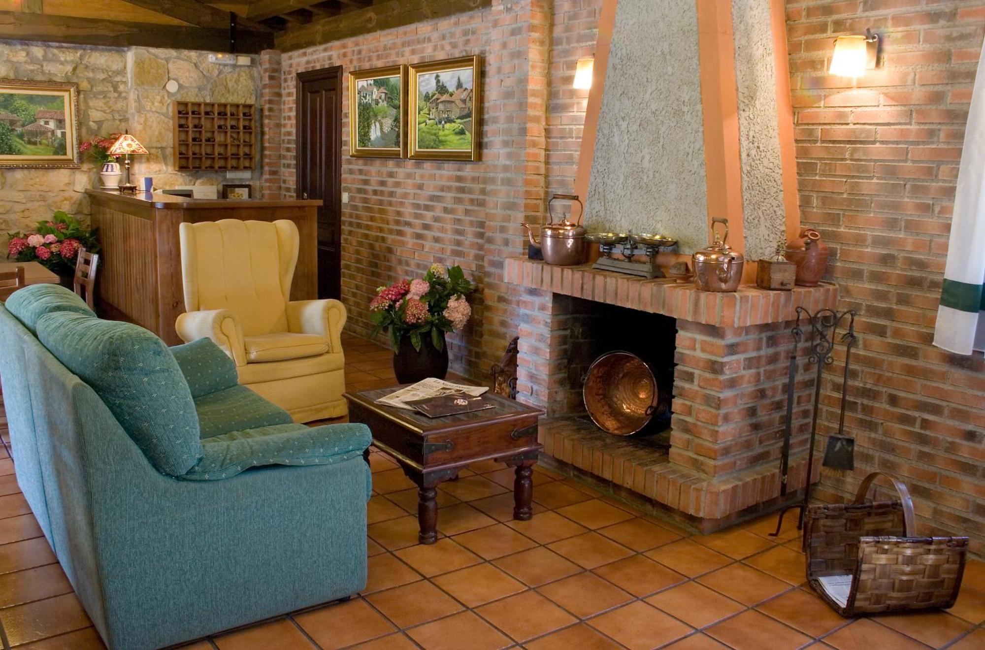 Hotel Rural Entremontes Cangas de Onis Exterior photo