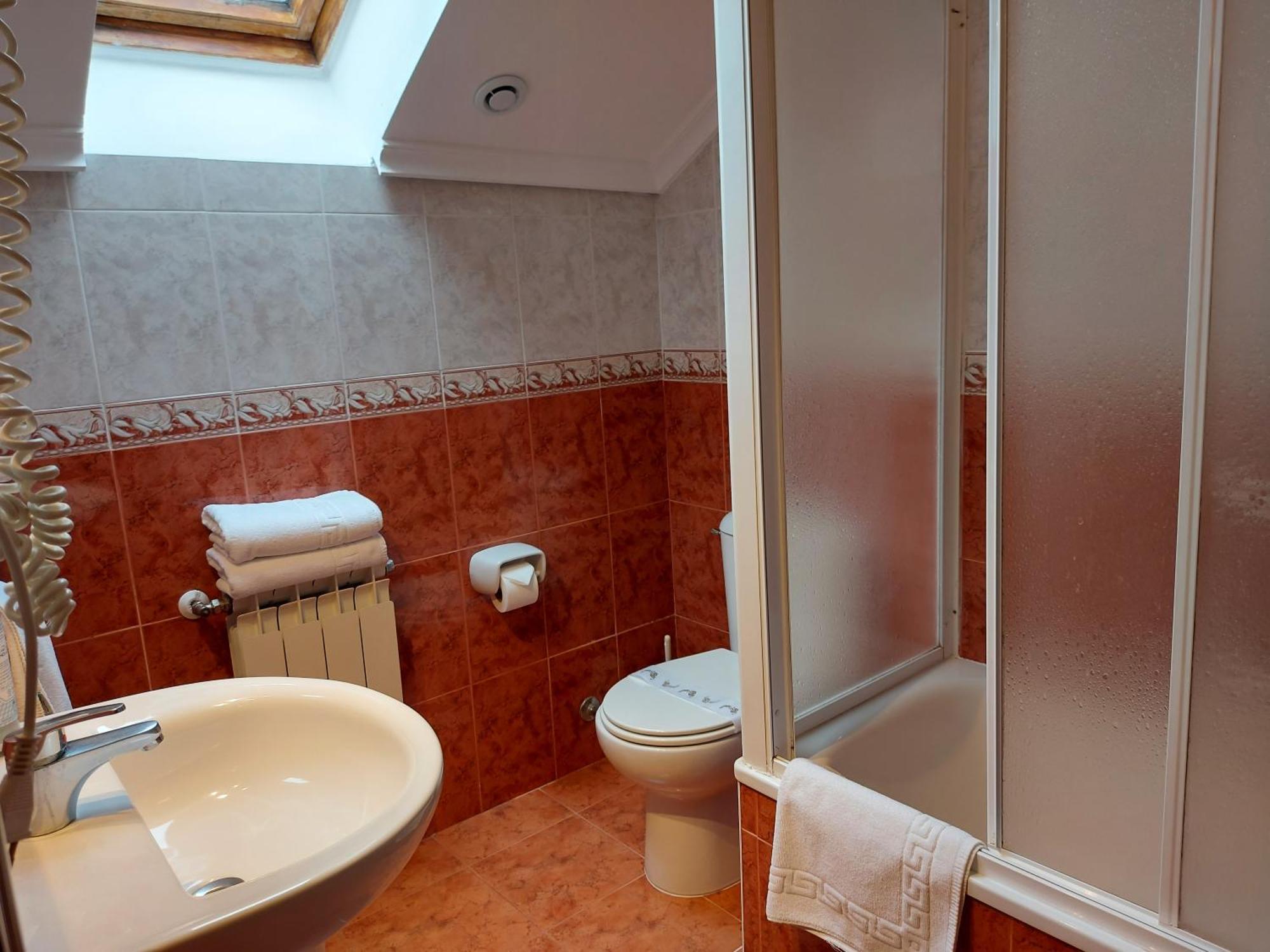 Hotel Rural Entremontes Cangas de Onis Exterior photo
