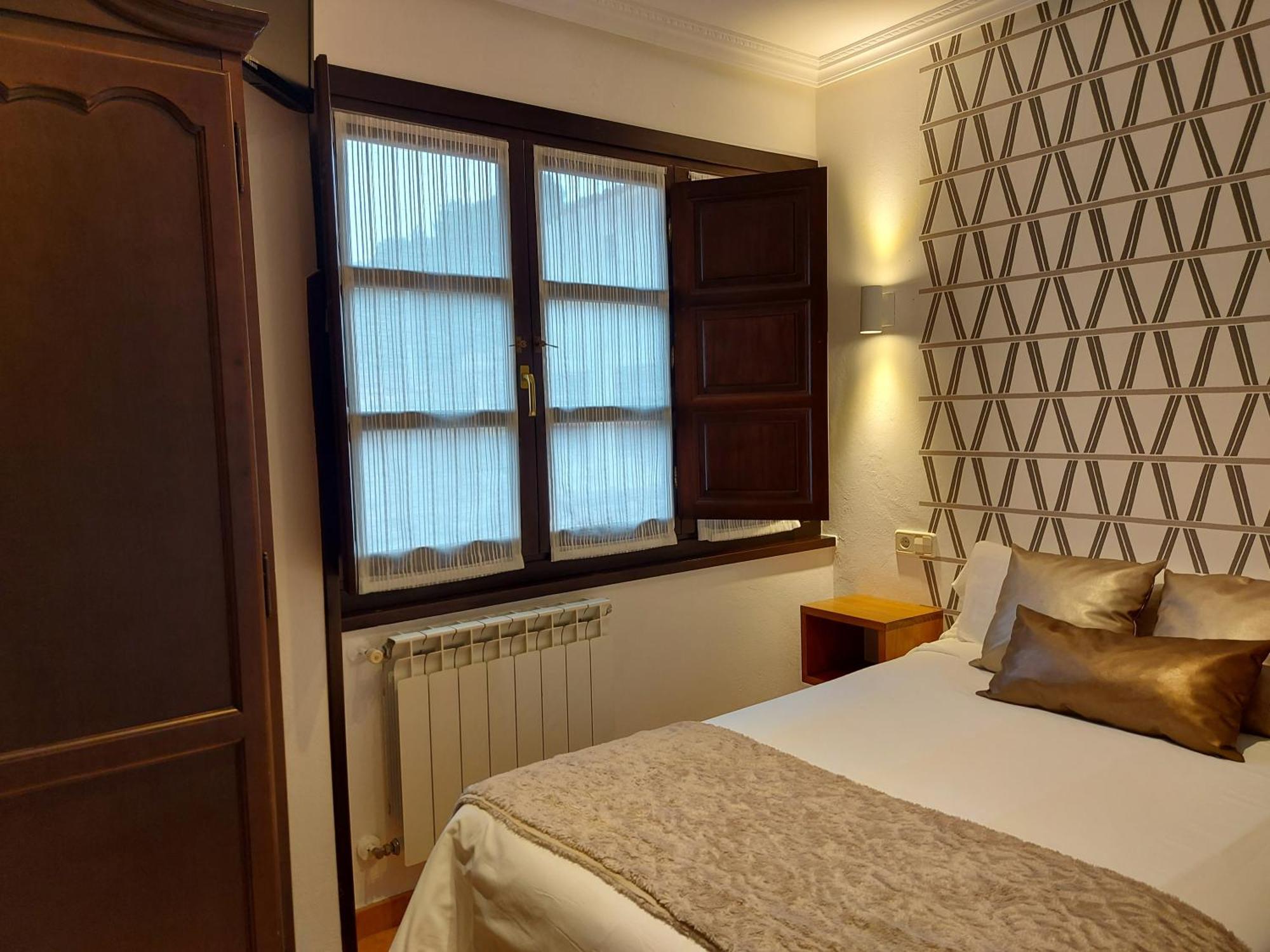 Hotel Rural Entremontes Cangas de Onis Exterior photo