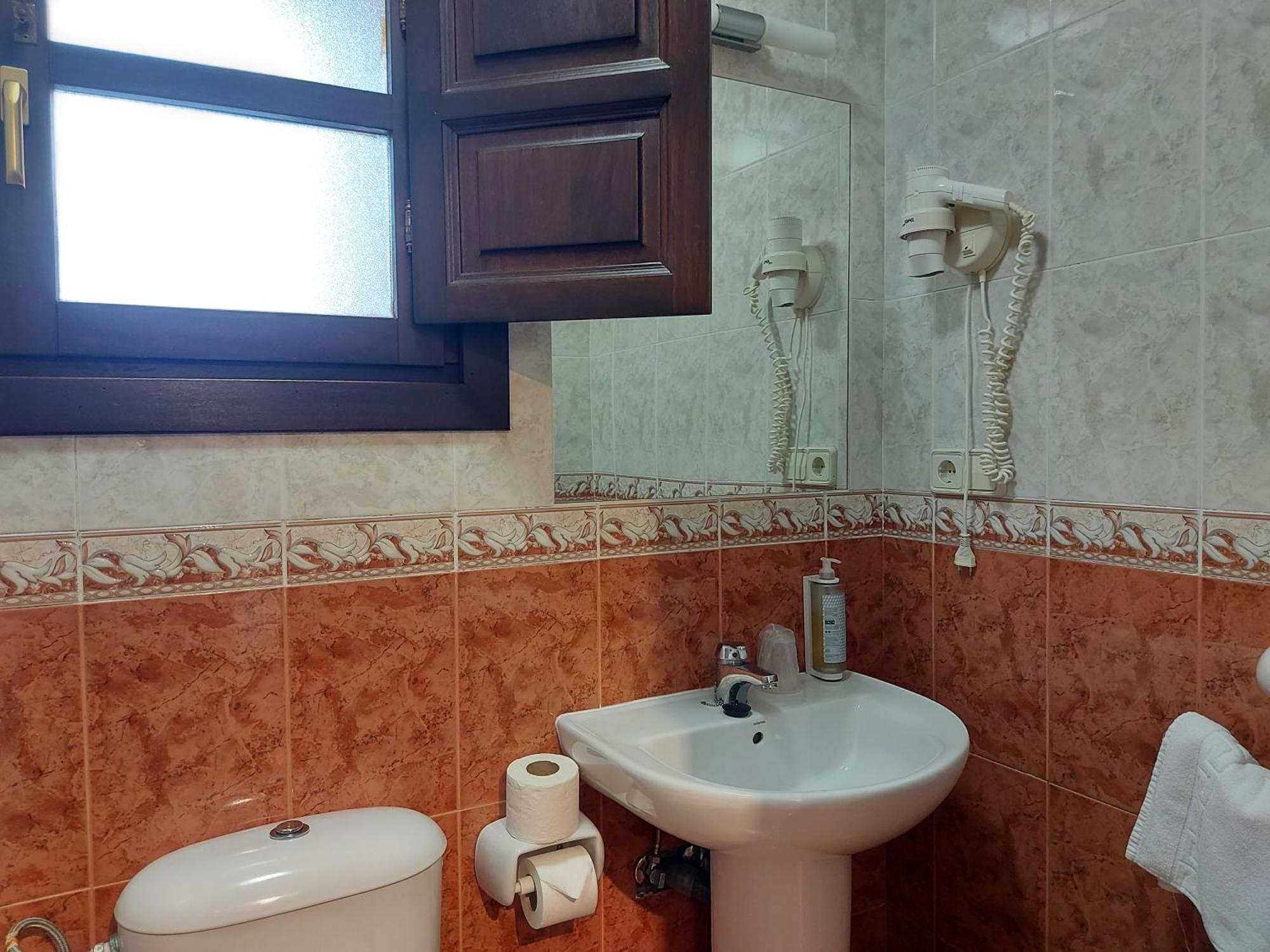Hotel Rural Entremontes Cangas de Onis Exterior photo