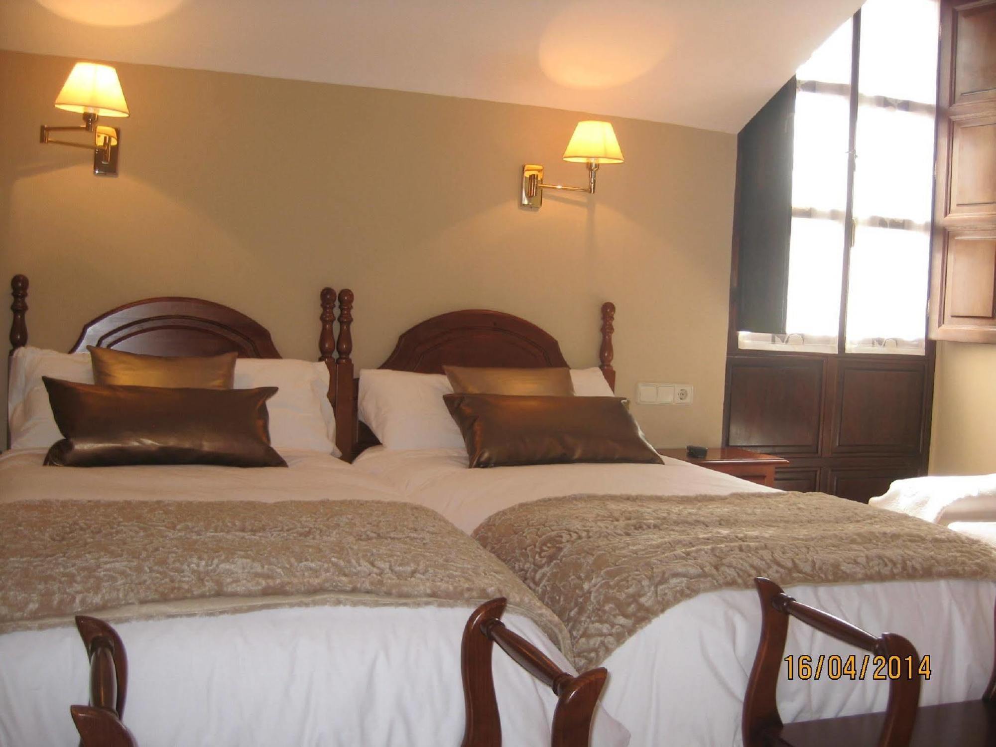Hotel Rural Entremontes Cangas de Onis Exterior photo