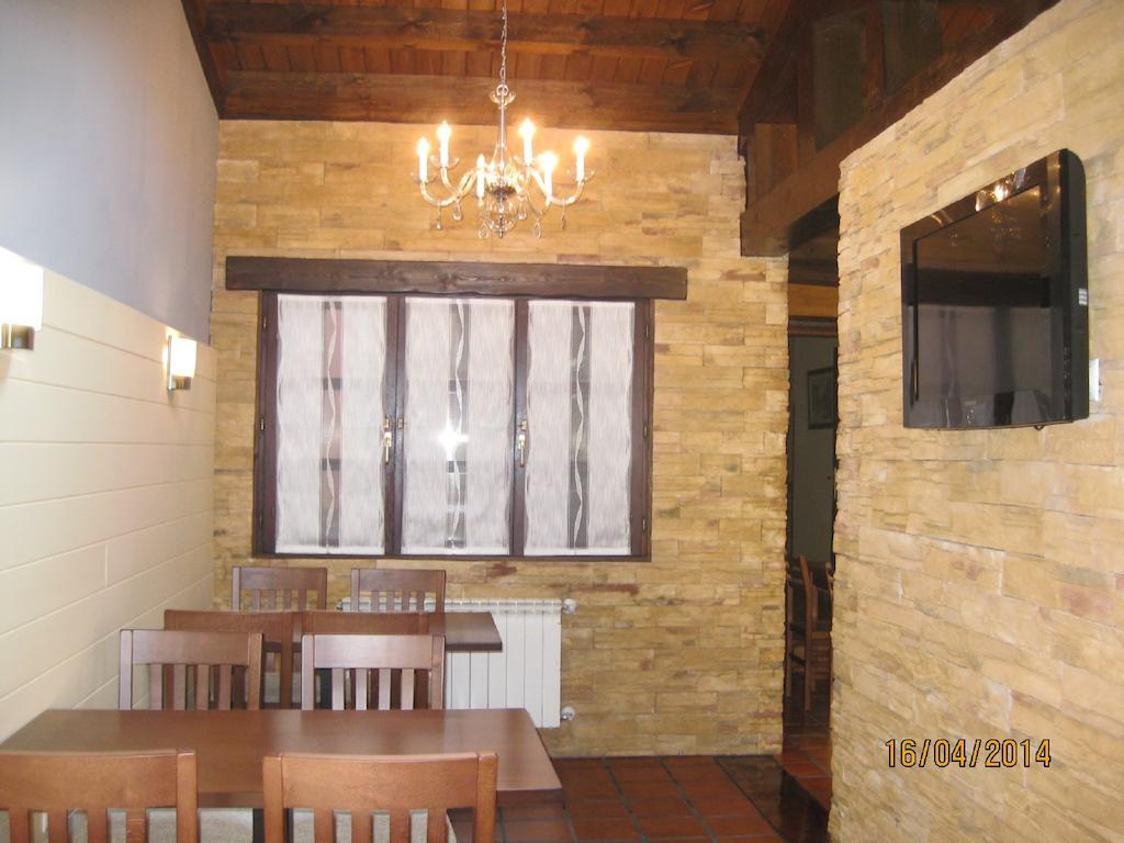 Hotel Rural Entremontes Cangas de Onis Exterior photo